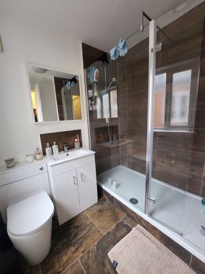 Photo 7- click for photo gallery